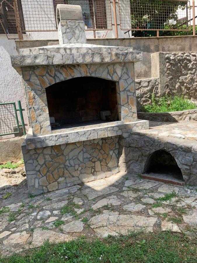 Apartments Bestak Krk Town Exterior photo